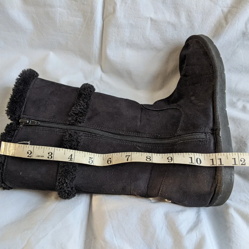 Michael Kors girl Feux fur suede winter boots size 5